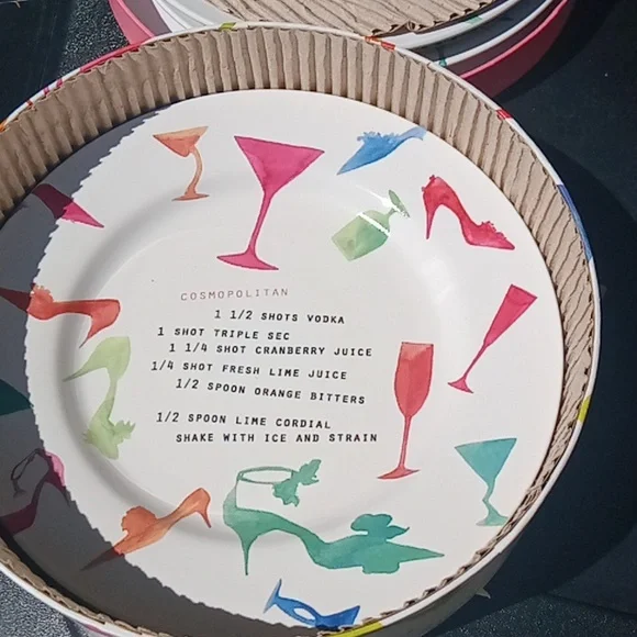 Rosanna Salad Plates NEVER TOO MANY SHOES Set of 4 In Original Box 8 Inch - Picture 4 of 9